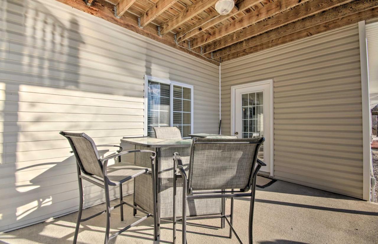 Waterfront Townhome With Private Dock And Lake Views Lake Ozark Eksteriør bilde
